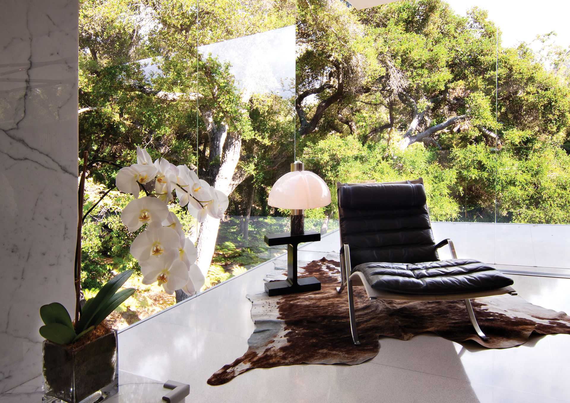 Glass Pavilion, Santa Barbara, CA • Architect & Designer Steve Hermann • Photographer Savannah Wishart • Images for use in Lux Magazine, Portugal.